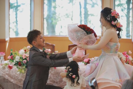 100本の深紅の薔薇のサプライズは超感激!